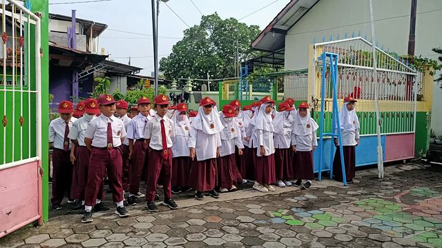 Sekolah Islam Untuk Pembentukan Akhlak