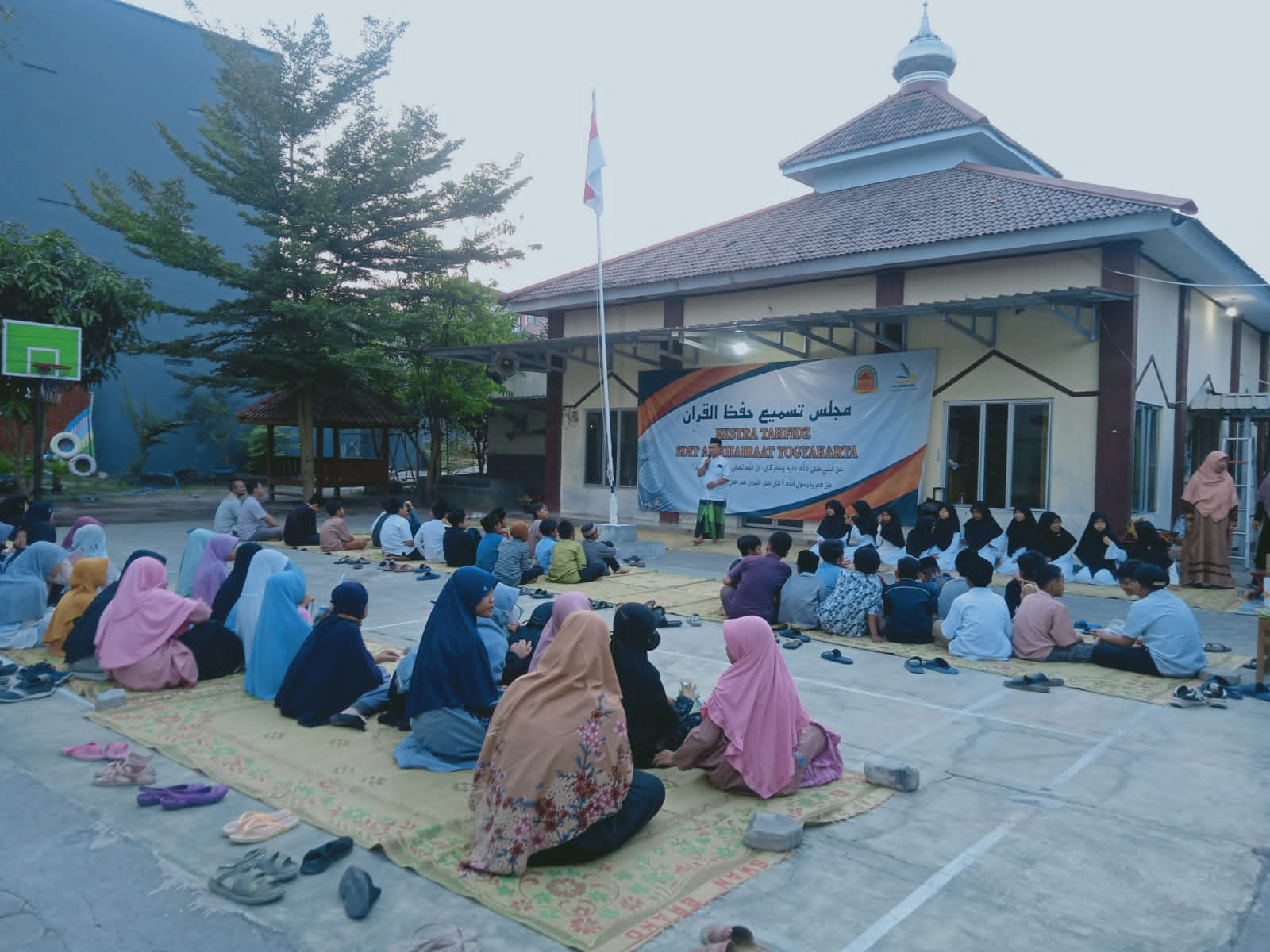 Mengembangkan Pendidikan Berkarakter Islami