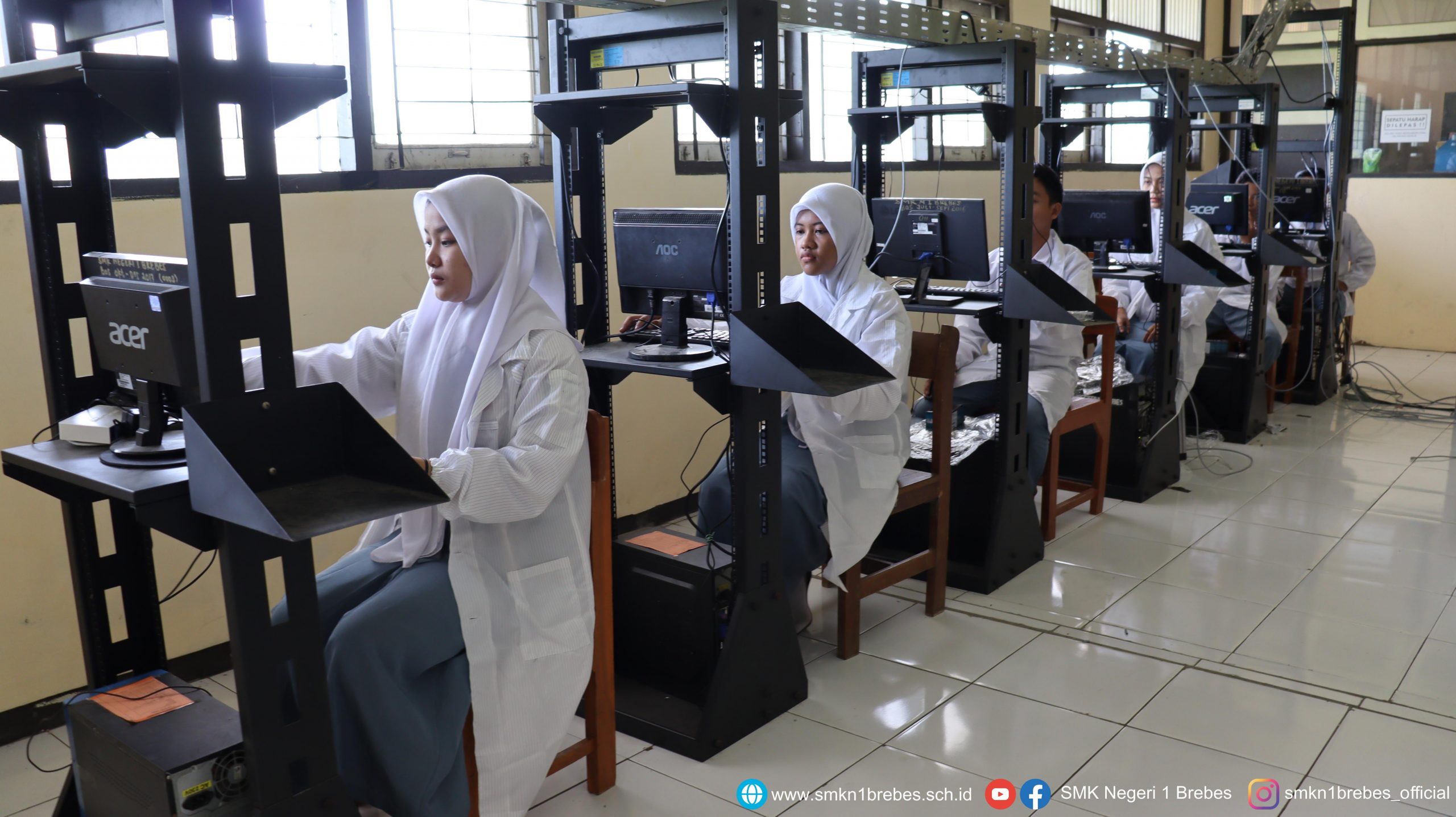 Pilihan Jurusan Kuliah untuk Lulusan TKJ