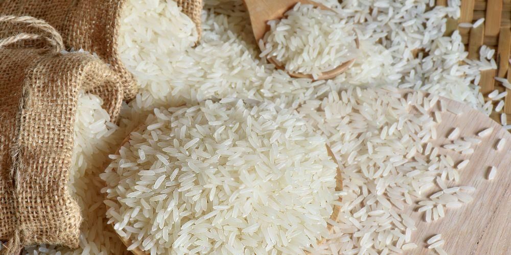 cara memisahkan beras dengan menir