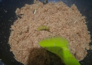 sangrai kelapa parut