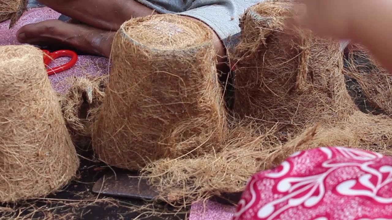 inspirasi kerajinan limbah sabut kelapa