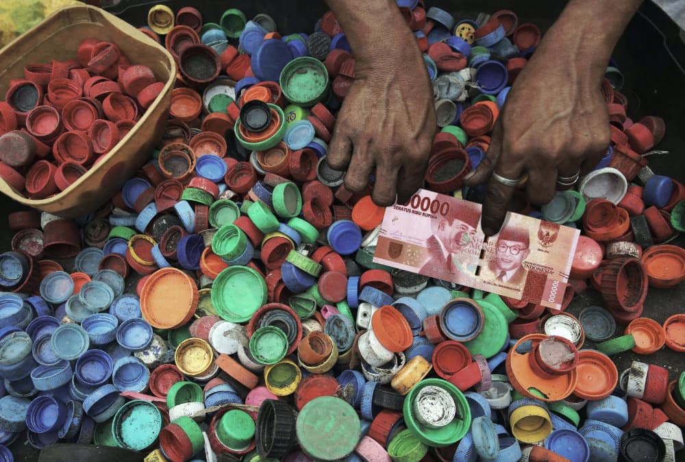 ekonomi daur ulang plastik