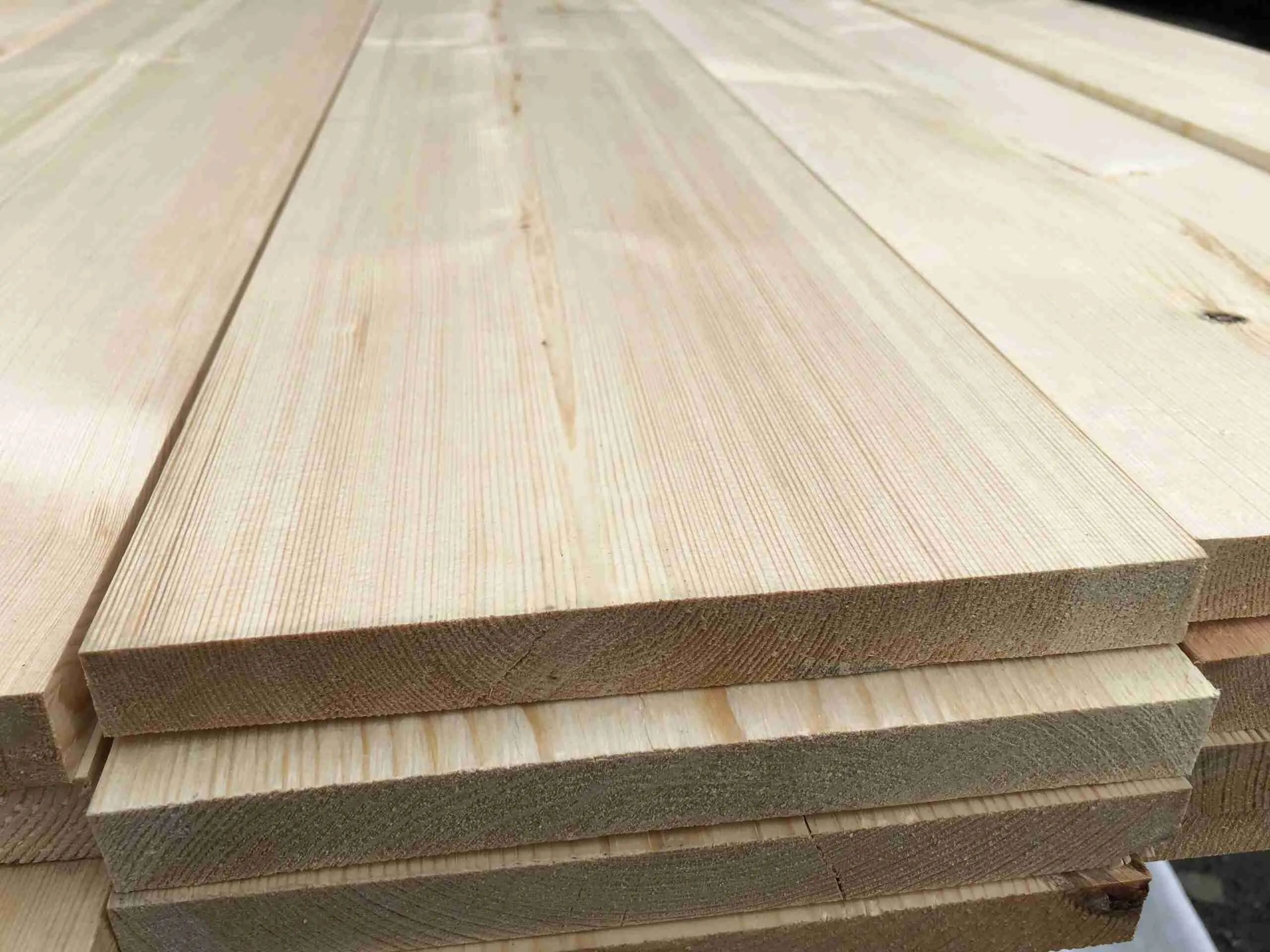 Cara Menyerut Kayu dengan Mesin